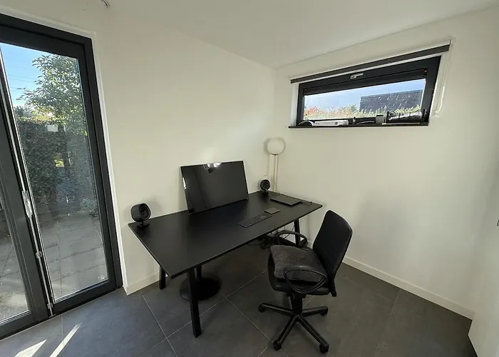 Modern With Cinema Tatil Evi *