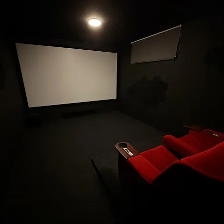Modern With Cinema