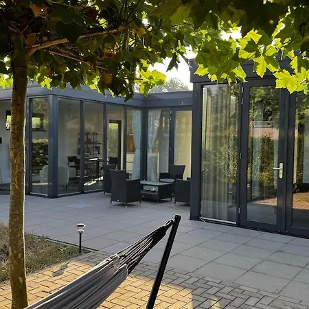Modern With Cinema