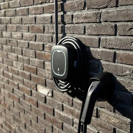 Modern With Cinema 度假居